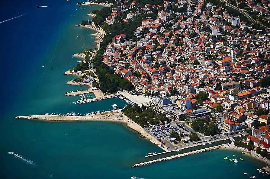 Apartment In Crikvenica 44147